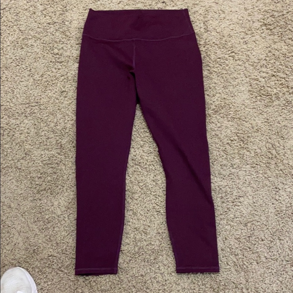 Maroon fabletics leggings